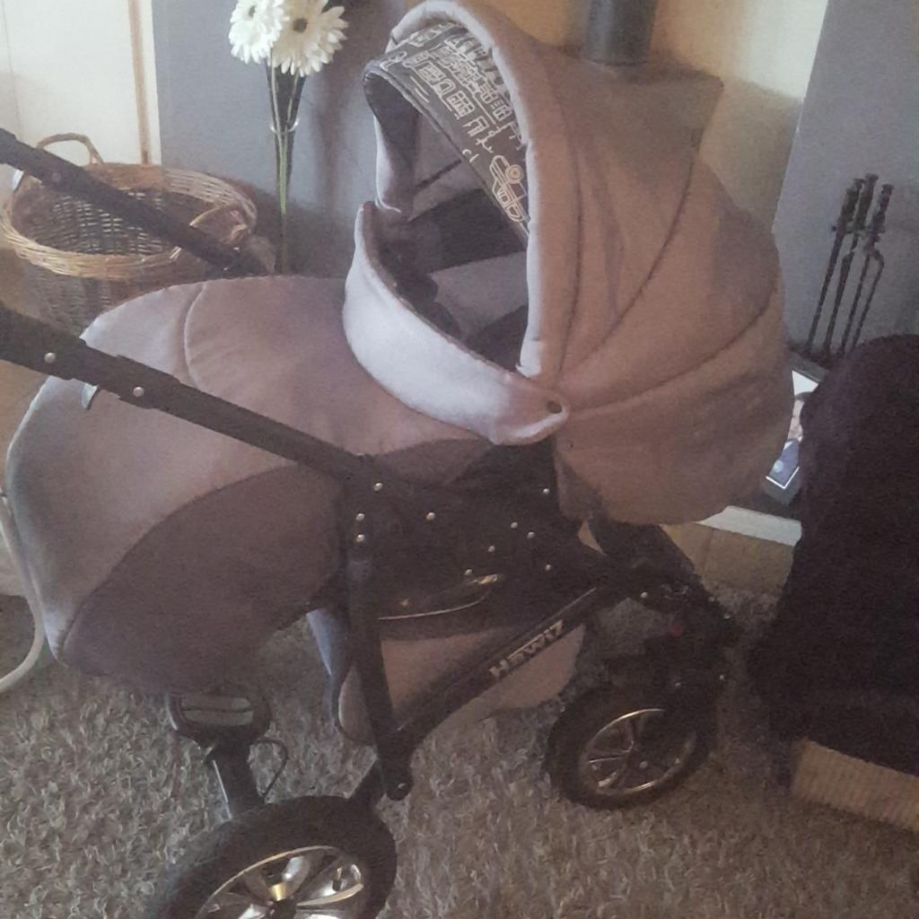 Hawiz 2025 travel system