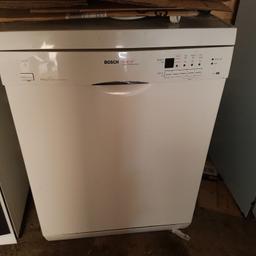 Bosch dishwasher good working order 
Selling cause it won't fit in my kitchen