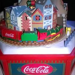 Verkaufe eine Enesco Spieluhr mit fahrbarem Zug.Mit einen Coca Cola Designs.
Der Zug fährt mit Beleuchtung.
Die Spieluhr stand bisher nur in der Vitrine.