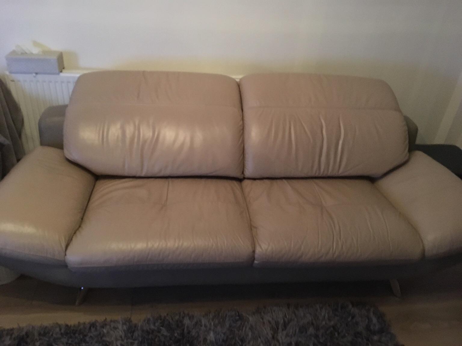 3 seater sofa & swivel chair in TS24 Hartlepool für 290,00 £ zum Verkauf Shpock DE