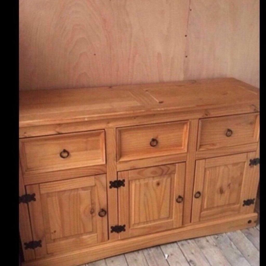 Corona pine sideboard in DY10 Kidderminster für 40,00 £ zum Verkauf