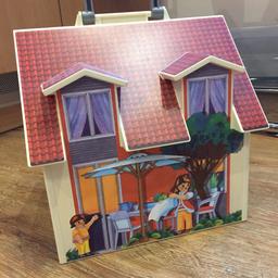 Verkaufe tragbares Ferienhaus von Playmobil mit Zubehör, siehe Fotos an Selbstabholer Verhandlungsbasis