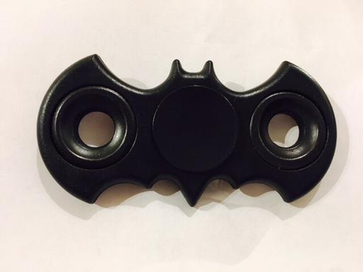 Buy & Sell Morden Merton - Photos for FIDGET FINGER BATMAN SPINNER SPIN HAND FOCUS
