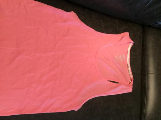 Buy & Sell Broadfield Crawley - Photos for Pink vest top size 18/20