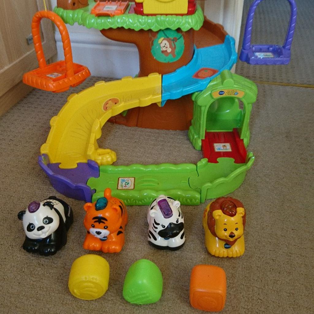 Vtech toot toot tree house with animals in TS9 Stokesley für £ 10,00 ...
