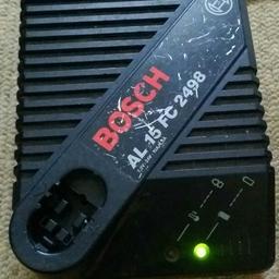 Bosch charger in good condition. green light comes on but I don't have battery to test it so selling as a untested faulty,