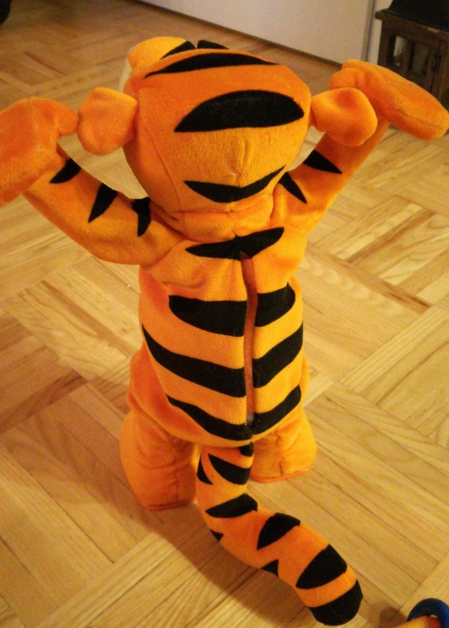 Fisher Price tumble time tigger in 9062 Tigring für € 15,00 zum Verkauf