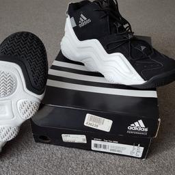 Originally bought in 2005, these are the re-issues from Kobe Bryant's rookie year, in black and white. They have never been worn, and in excellent condition, with original box. 
Price= £150 (ono)