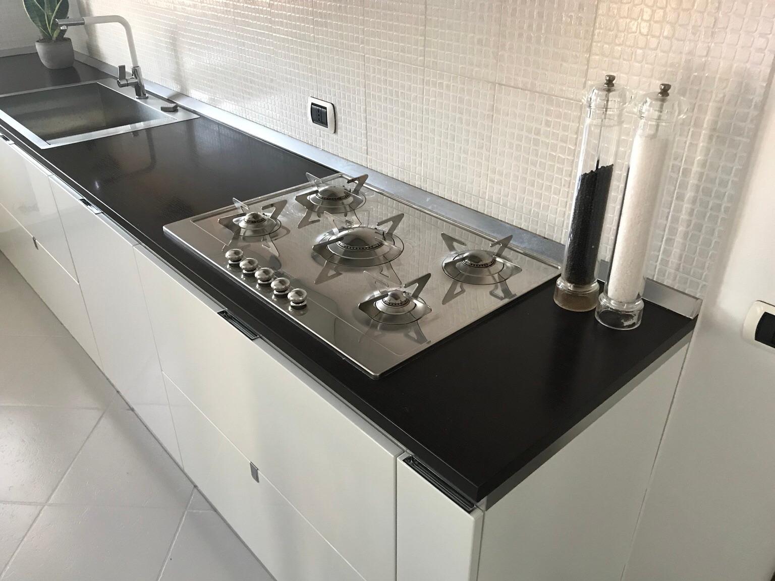 Piano Cottura Smeg Renzo Piano Inox P705ES In 20125 Milano For €690.00 - Foto 6