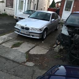 Selling my bmw 2.5 l petrol with mtech front bumper m3 mirrors
Custom exhaust made by tony banks
Very good drives and pulls well
New mot
Car is in good condition
Only age of car there is some issue with body work for more info text me
Make me an offer