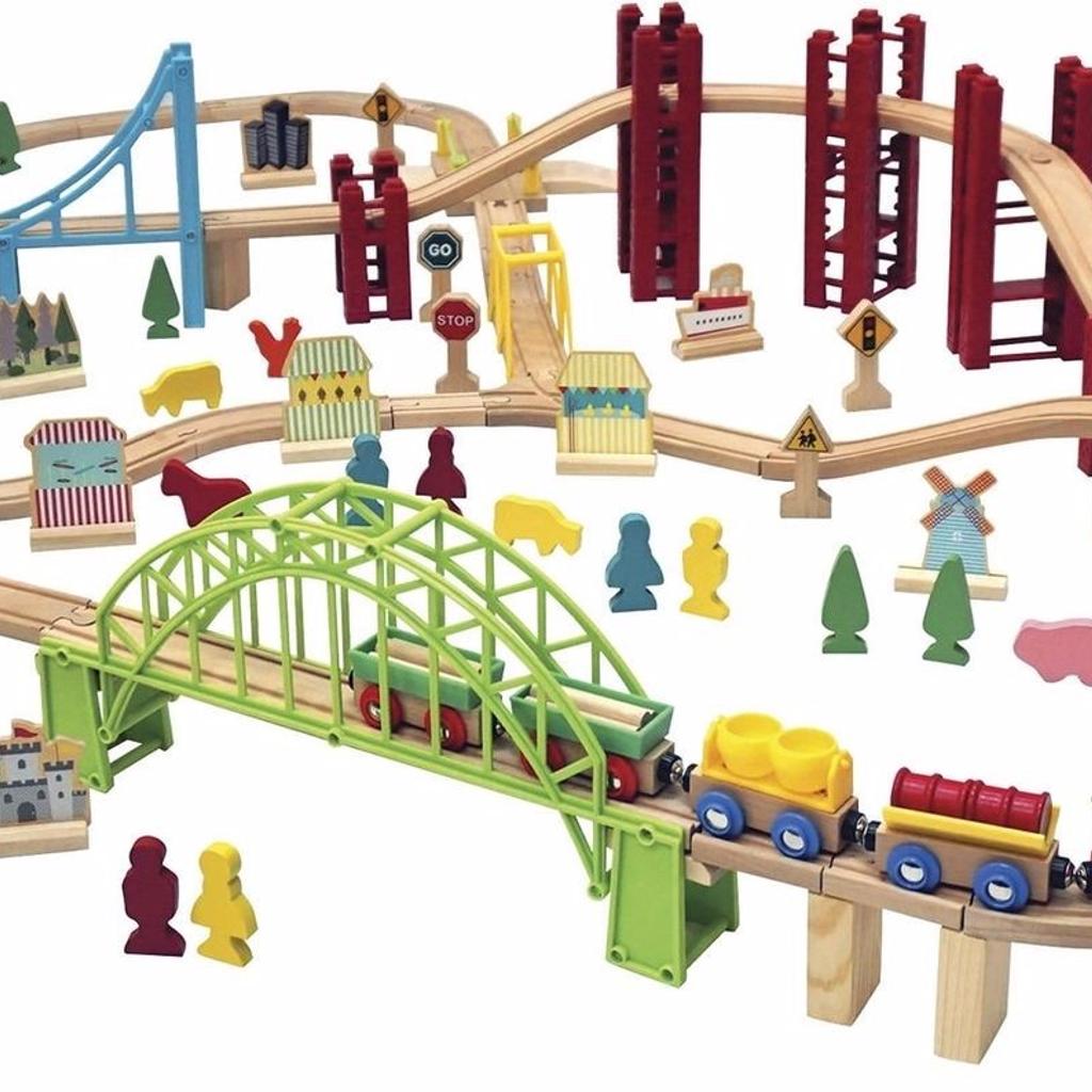 Carousel Mega Train And City Set 150 Pieces in NW4 London for 35.00 for sale Shpock