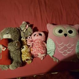 Ty owl teddies a owl cushion and bear teddies.