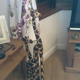 2 wooden giraffe ornaments excellent condition