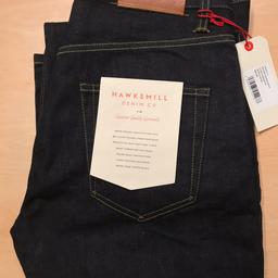 Mens Hawksmill jeans loose tapered W32 L32
These are the crinkle rinse organic denim which is just a light rinse on raw denim. Still fairly raw feel to denim.
Quality jeans from a great British company.
Measurements: Waist (Flat) 43cm, Rise 28cm, Thigh 27cm, Inseam 84cm, Leg opening 19cm

Only been tried on, never worn

I accept PayPal and post
