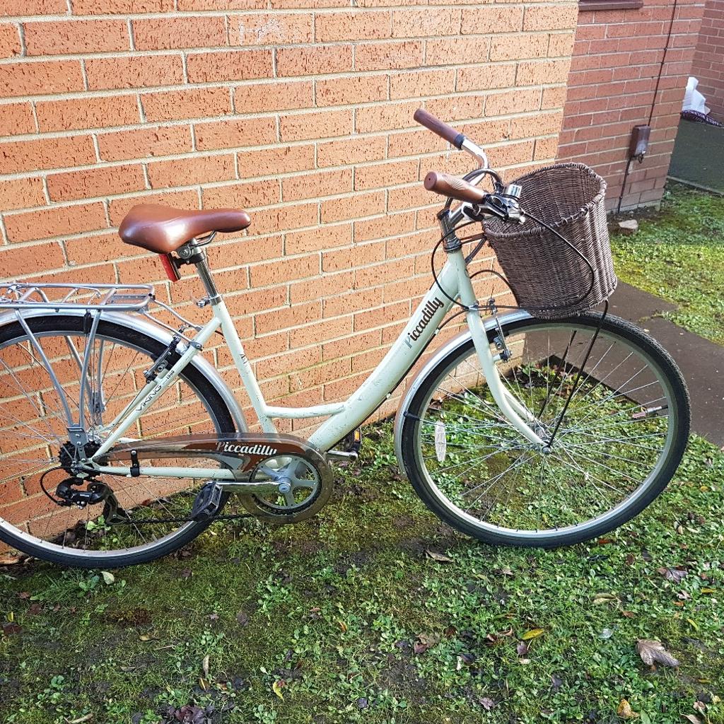 Ladies Retro Town Bike By Viking Piccadilly in DL1 Darlington for