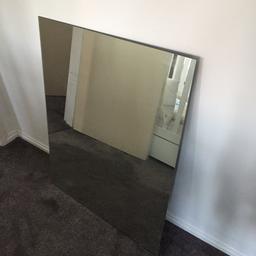 Hi I have a large mirror with smooth edges .frameless measuring 80cm x 102cm
Free for collection only