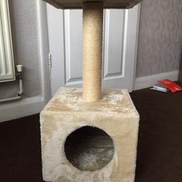 Excellent condition , selling due to cat not using it anymore.
(COLLECTION ONLY)