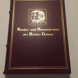 Dieses antiquarische Buch mit dem Titel „Kinder- und Hausmärchen der Gebrüder Grimm“ wurde vom Archiv Verlag herausgegeben. Es handelt sich um eine limitierte Vorzugsausgabe von 1999 mit 287 Seiten. Das Buch ist in perfektem Zustand.

Versand ist möglich, kostet aber ca. 10€.