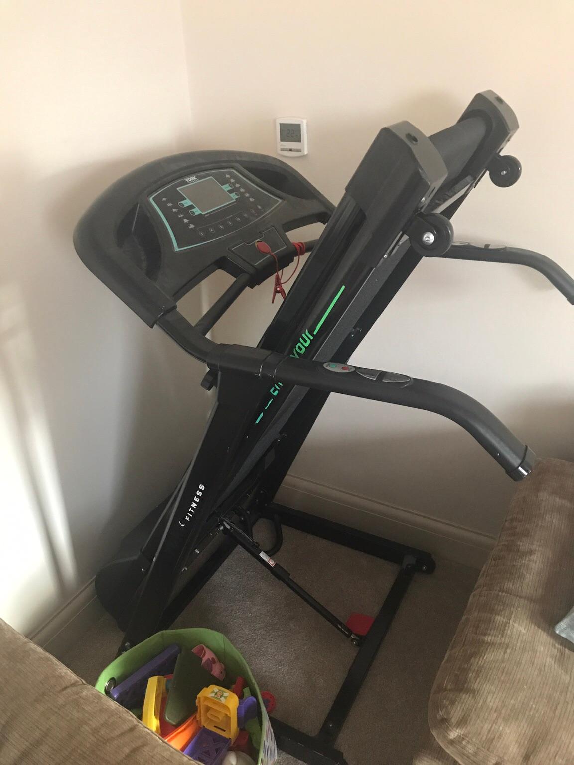 York Treadmill In Nn9 Finedon Für £ 100 00 Zum Verkauf Shpock At