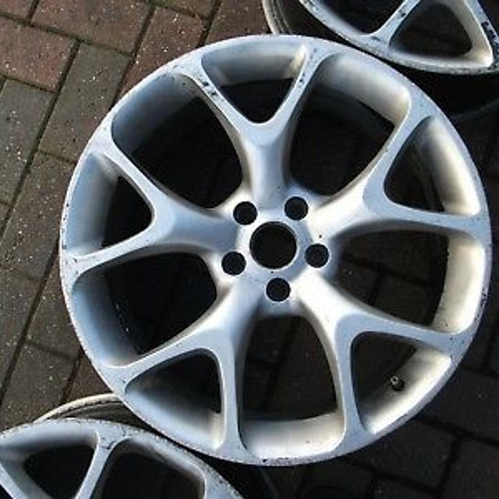 Vauxhall VXR Vectra/Astra Alloy Wheels 19". in B43 Birmingham for £195.