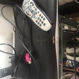 Sky plus box
Comes with remote 
Comes with power cable and SKY HDMI cable 
Works fine, I just don’t need it anymore