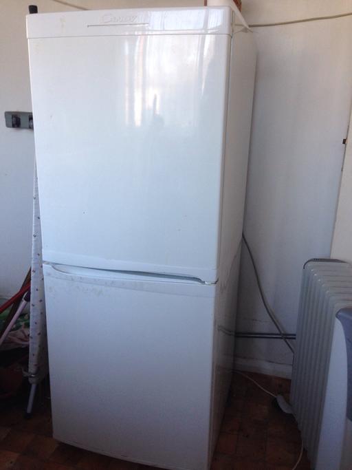 Buy & Sell Osidge North London - Photos for Fridge freezer