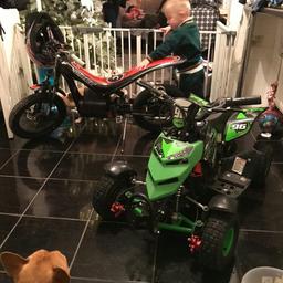This is my 4yr old sons electric quad, it has a 3 speed settings for any learners ,a horn, never gets used still brand new quick Xmas bargain  hence no charger but will be fully charged for the sale