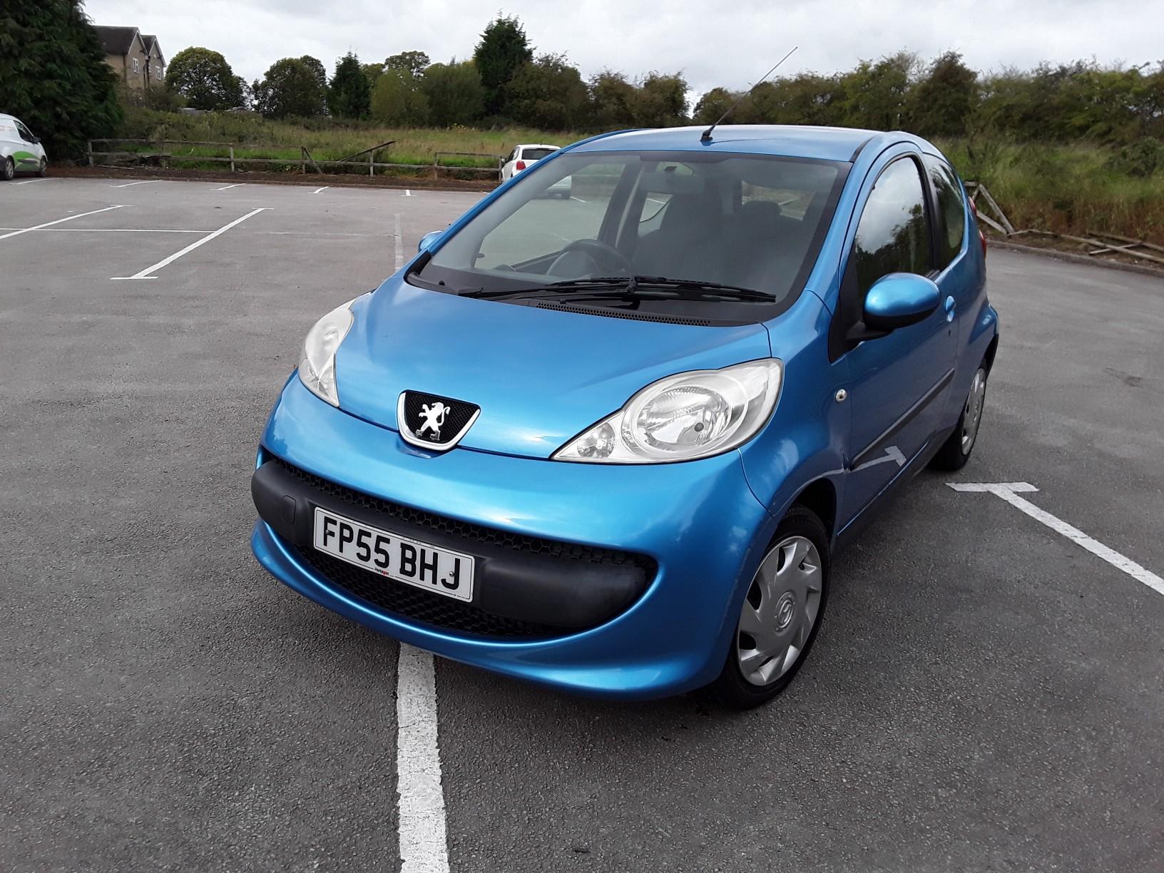 Peugeot 107 URBAN £20 road tax in DE3 Derby für 1.100,00 £ zum Verkauf