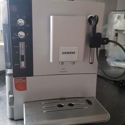 Verkaufe einen Simens Kaffeevollautomaten EQ5
 2 Jahre alt 
Voll Funktionsfähig
Abholung Herringen 
180VB
