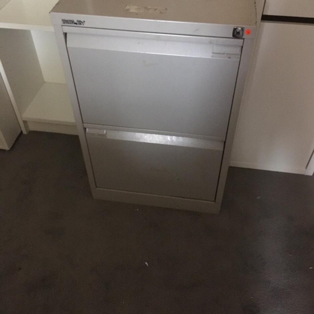 Two drawer filing cabinet in BB5 Hyndburn für 15,00 £ zum Verkauf ...