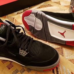 Air Jordan IV Black Cement Größe 44
Ungetragen. Originalverpackt. Neu.

1.Auflage 2012 mit Originalkaufbeleg, damals beim Release gekauft. Die Schuhe wurden NICHT getragen!
