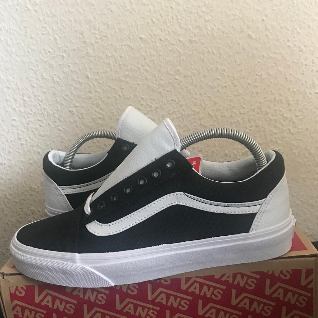 Vans old skool shop foot locker exclusive