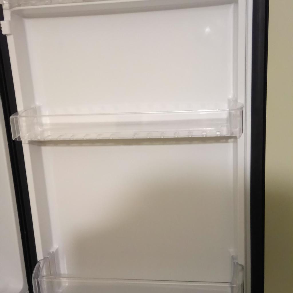 Beko fridge freezer in RG21 Basingstoke for £60.00 for sale Shpock