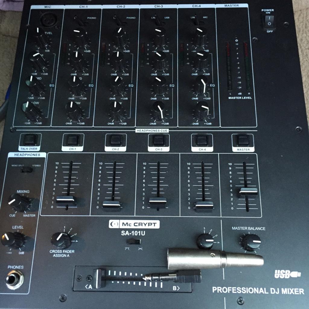 Mc Crypt Dj-mixer   Mischpult In 53859 Niederkassel For €55.00 For Sale 