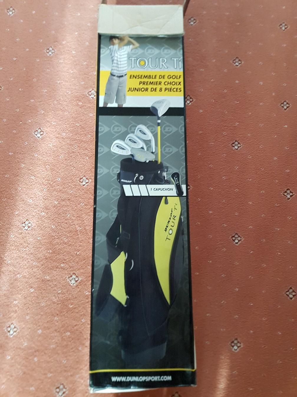 Dunlop Junior Golf Club Set in St Helens für £ 25,00 zum Verkauf