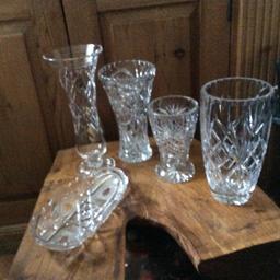 Collection of good cut crystal vases, there's  two 8 inch ones,a 6 inch one and a 8.5 inches and a 10 inches,all in very good condition