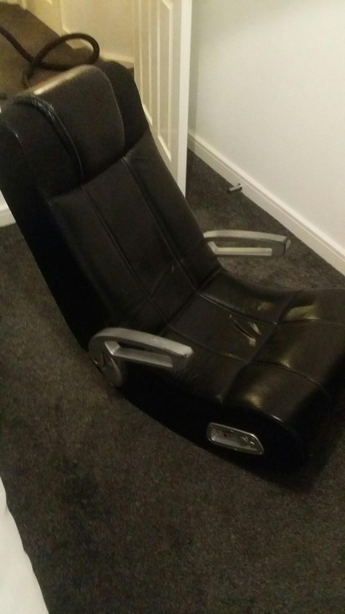 X rocker gaming chair needs gone ASAP in DE73 Derby für gratis zum