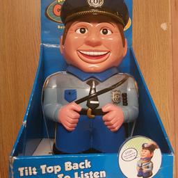 Novelty item : police talking cookie jar which has never been used and is in full Working order. 

Needs batteries. 

Box is damaged due to storage

Buyer must collect from Dartford 

If you are unhappy with product on collection, you are under no pressure to buy. I want my customers to be happy with their purchases. 

Any questions, please ask