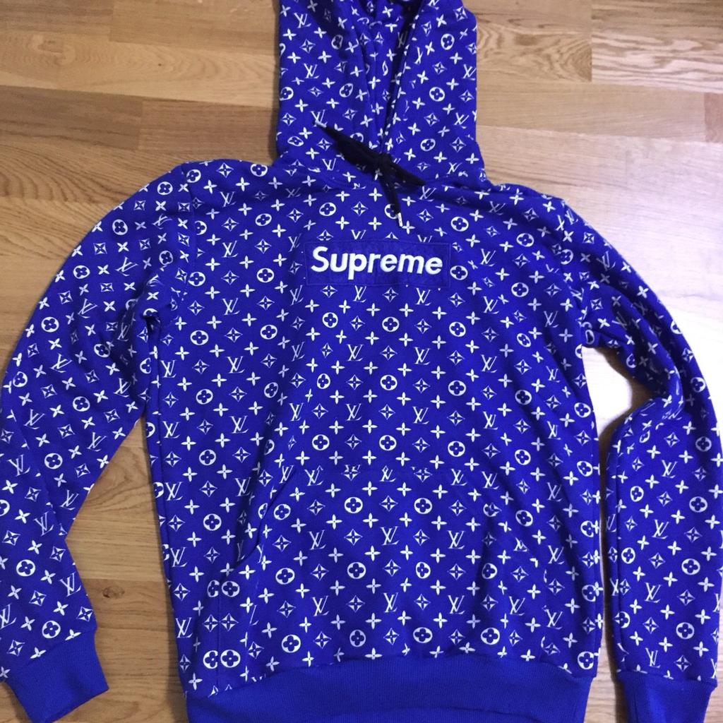 Supreme x Louis Vuitton Hoodie in 4030 Linz for €80.00 for sale