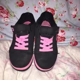 Size 2 perfect condition been worn once or twice selling for£7