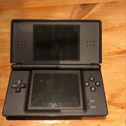 ds lite comes with carry case and also 7 games with it