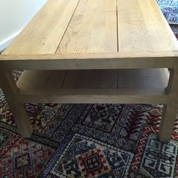 Oak coffee table. Few faint marks but no scratches.
very strong table used as a tv stand or storage shelf if used as coffee table. Collection only.
length - 105cm
Width - 64cm
Depth - 40cm