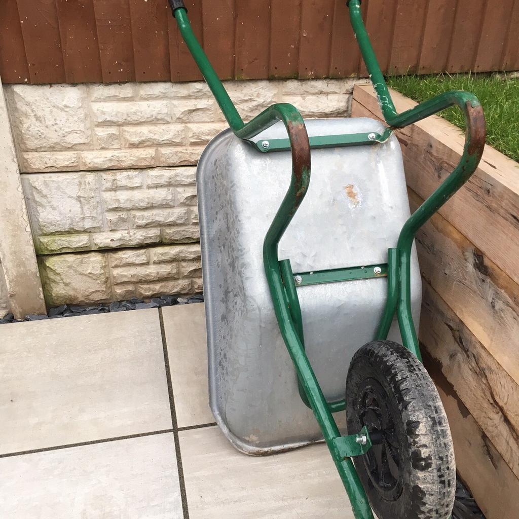 Wheelbarrow (Galvanised) in WA6 Frodsham für 25,00 £ zum Verkauf ...