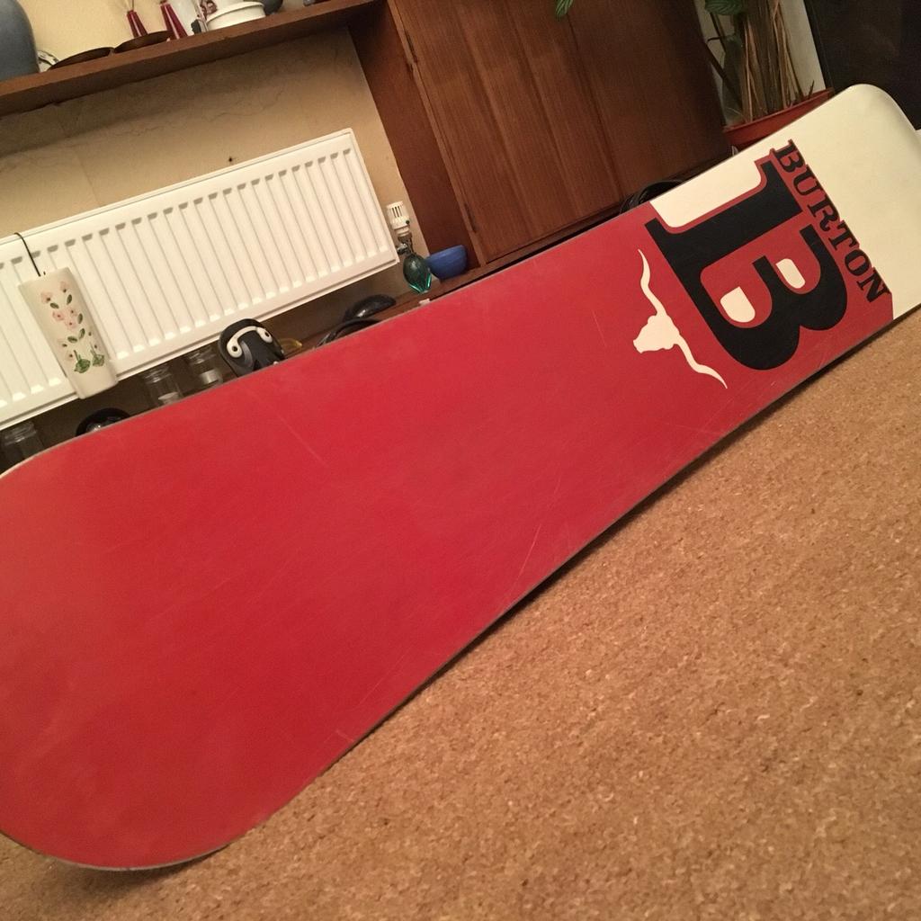 Burton Bullet 52 snowboard 152cm with binding in N20 Barnet for