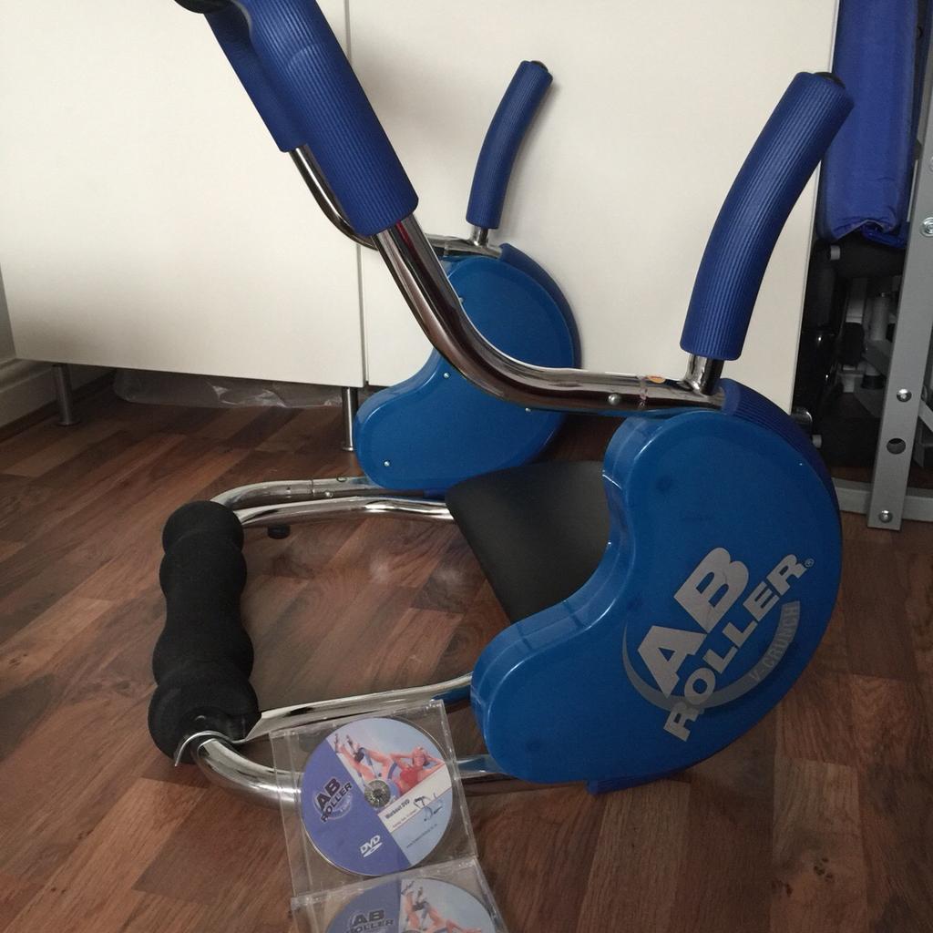 AB Roller V Crunch with 2 Workout DVDs in LE4 Leicester for 3.00 for sale Shpock