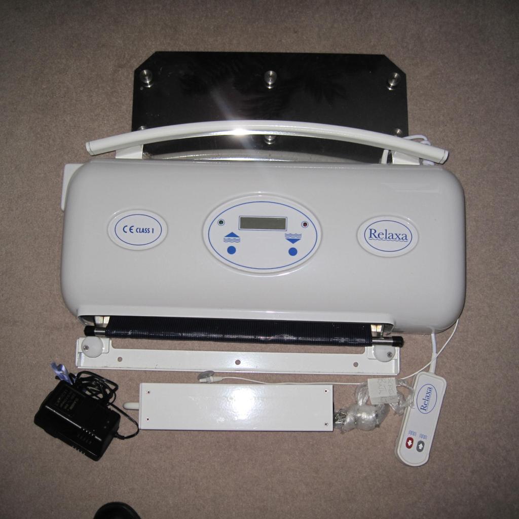 Relaxa Bath Lift Model No CRM 2015 in Sevenoaks für £ 400,00 zum