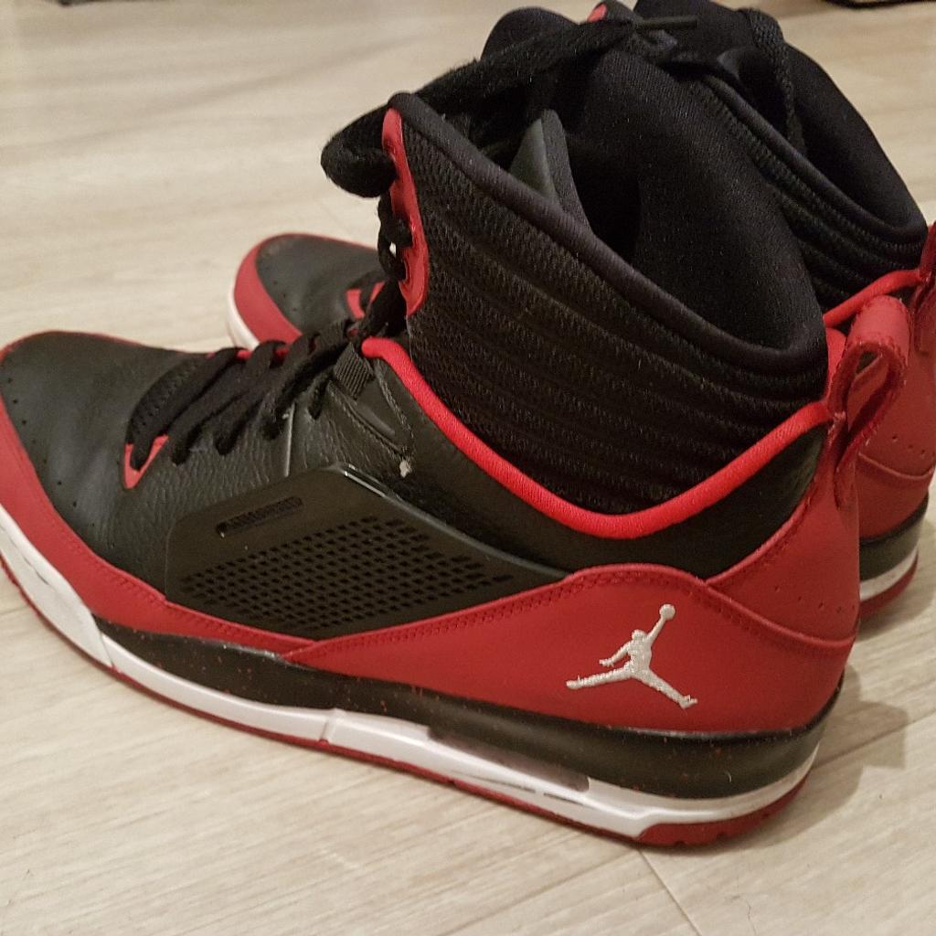 Jordan Flight 98 Jordans schwarz/rot 46 in 27412 Tarmstedt für 30,00 € zum Verkauf Shpock DE