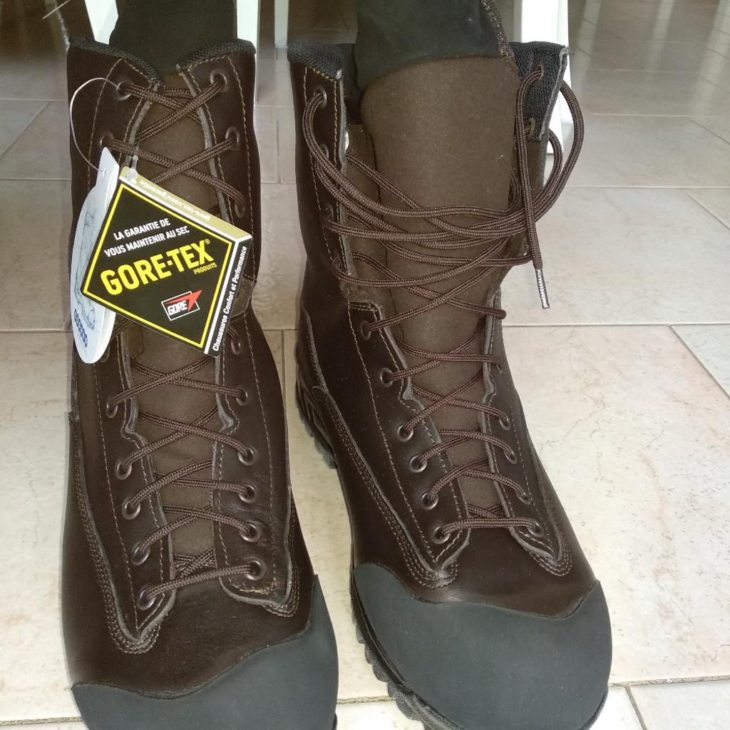 Anfibi Cosmas Winter Continental GTX in 81024 Maddaloni for €120.00 for  sale