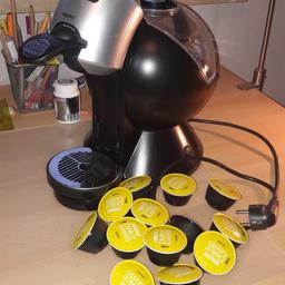 Eine Nescafe Dolce Gusto Maschine von Krups. Nicht sehr oft verwendet, daher in einem sehr gutem Zustand.
Inklusive gibt es noch 13 Cafe Crema Grande Kapseln dazu!