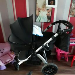 Immaculate condition only used twice, comes with toddler seat, still £400 in shops lovely pram.